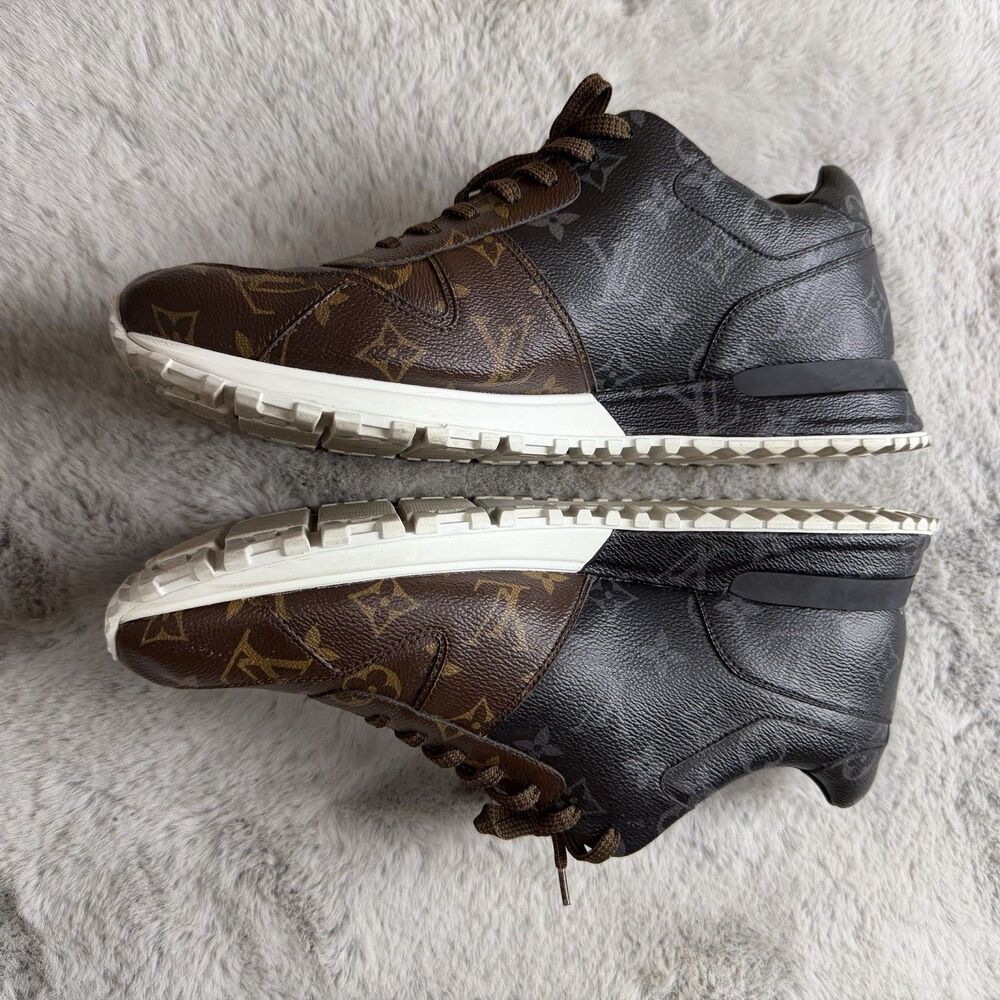 Louis Vuitton Run Away SZ 45 Multicolor Monogram Canvas Low Top Sneakers Mens 11 - Picture 4 of 9